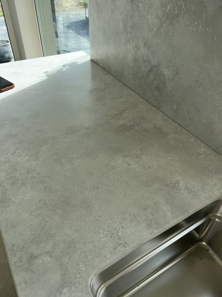 Blat kuchenny z konglomeratu TechniStone Ambiente Light